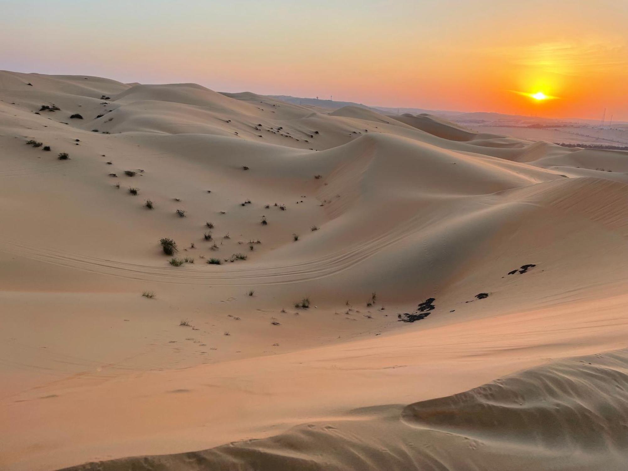 Liwa Hotel Mezairaa Zewnętrze zdjęcie
